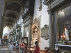 Италия. Флоренция. В базилике Санта-Кроче похоронено около 300 знаменитых флорентийцев.